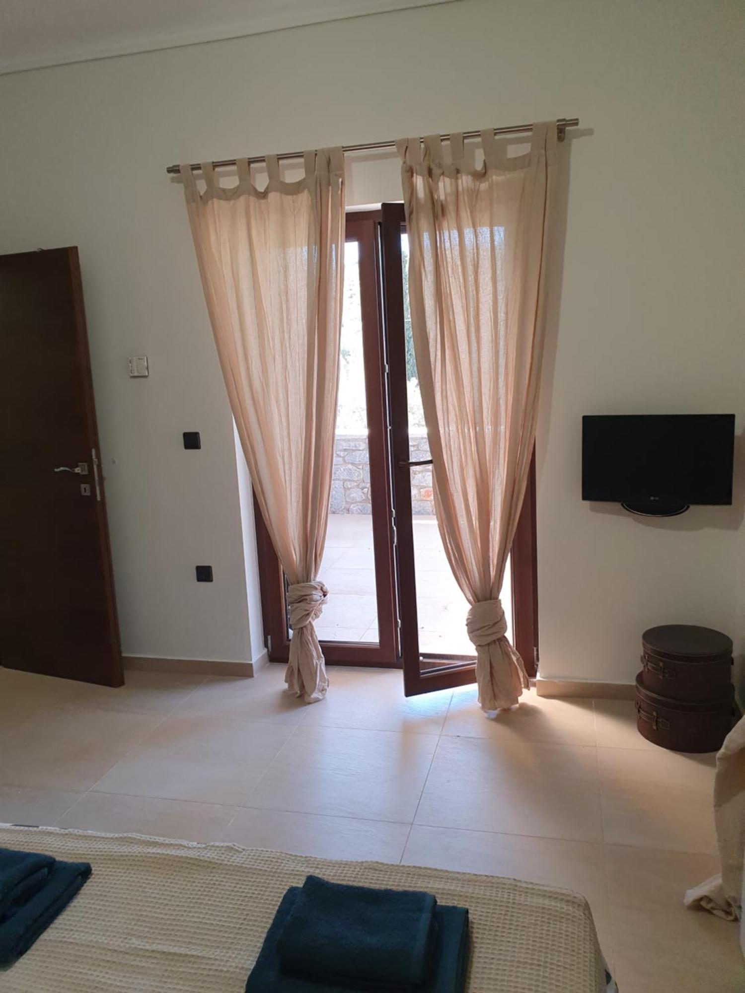 Villa Lina Salamina Ambelakia Екстериор снимка